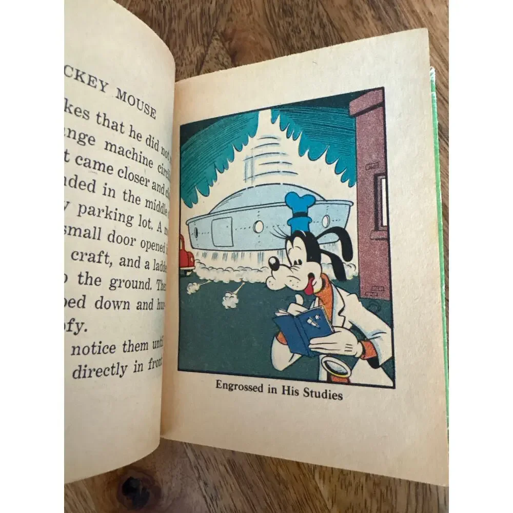 Vintage 1968 A Big Little Book Mickey Mouse (Adventures in Outer Space) # 2020 - Picture 5 of 5
